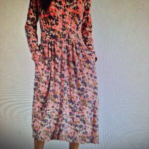WHITE STUFF - UK Company -  NWT.   Fits Size 12